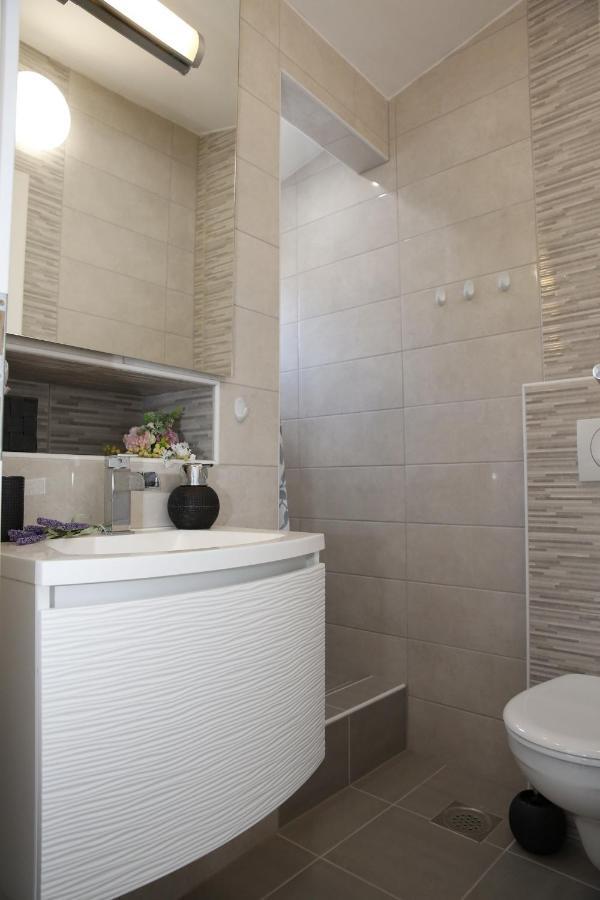 Apartments Stonehouse Vodice Buitenkant foto